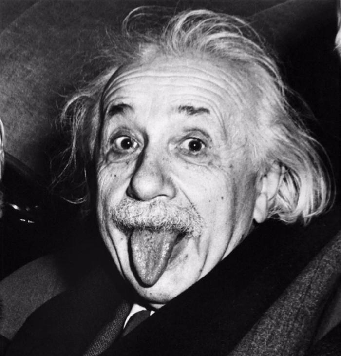爱因斯坦拍照时候 为啥要吐舌头（搞怪科学家）